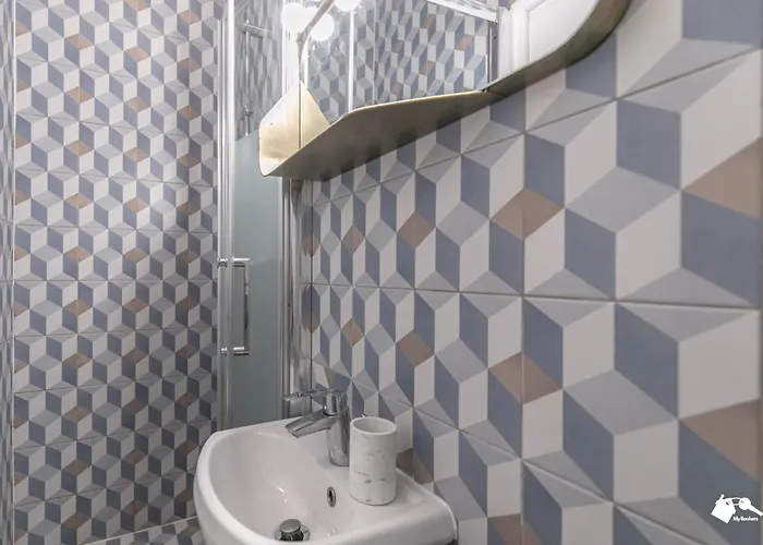 Mba - Splendide - Gambey 1 - Proche République Appartement